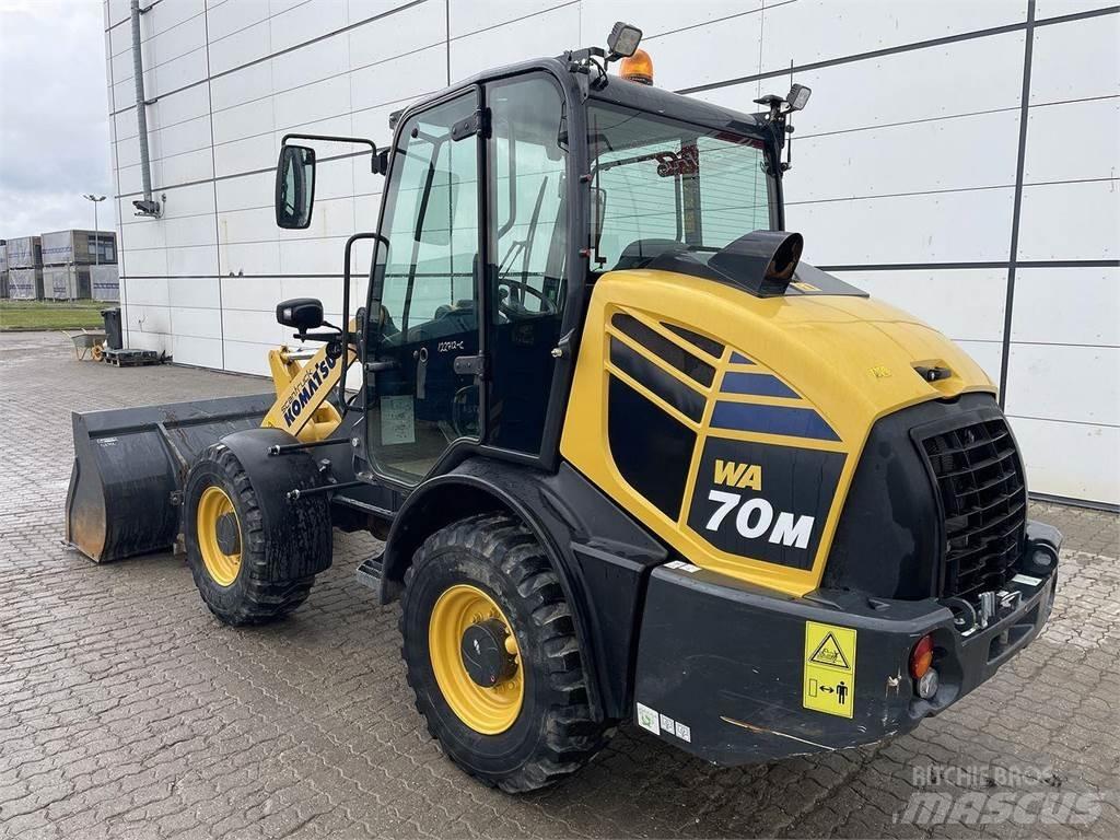 Komatsu WA70M-8EO لوادر متعددة الأغراض