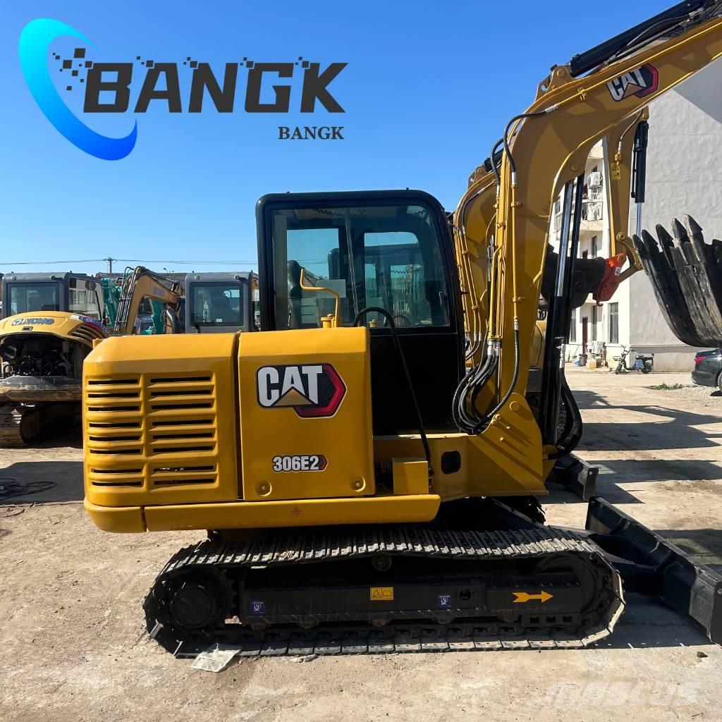 CAT 306e حفارات زحافة