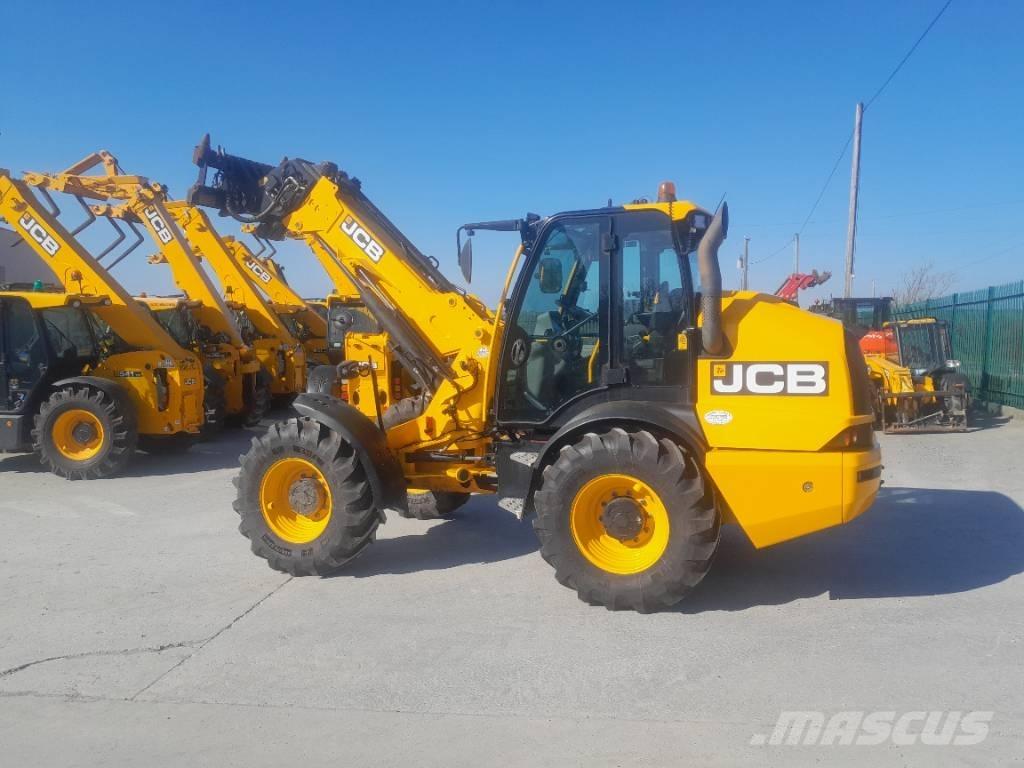 JCB TM 320 S معدات مناولة لأغراض الزراعة
