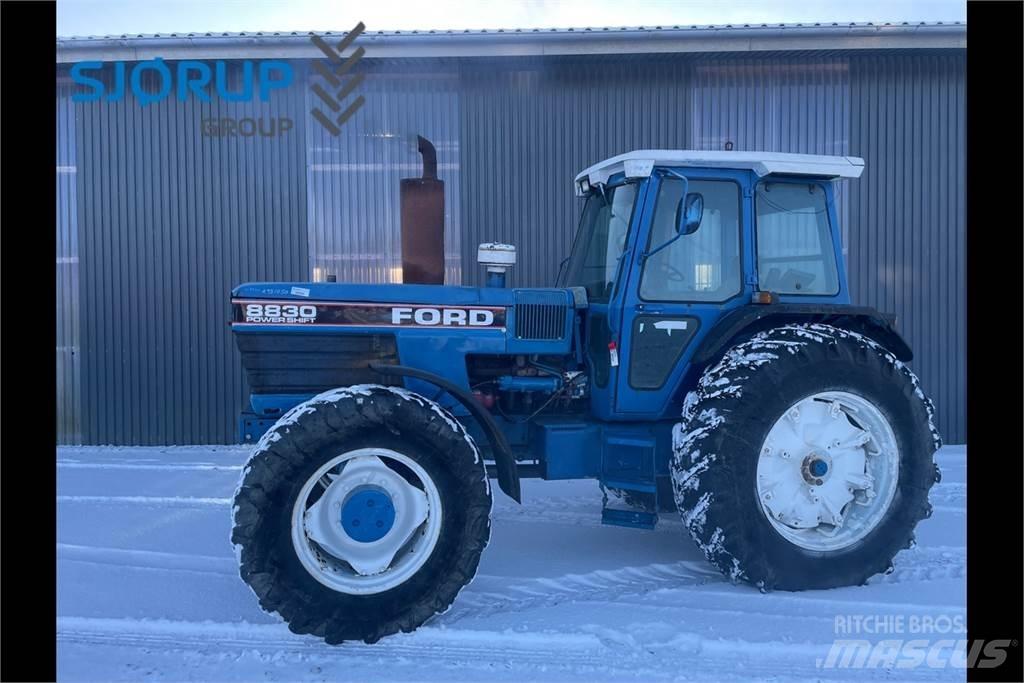 Ford 8830 الجرارات