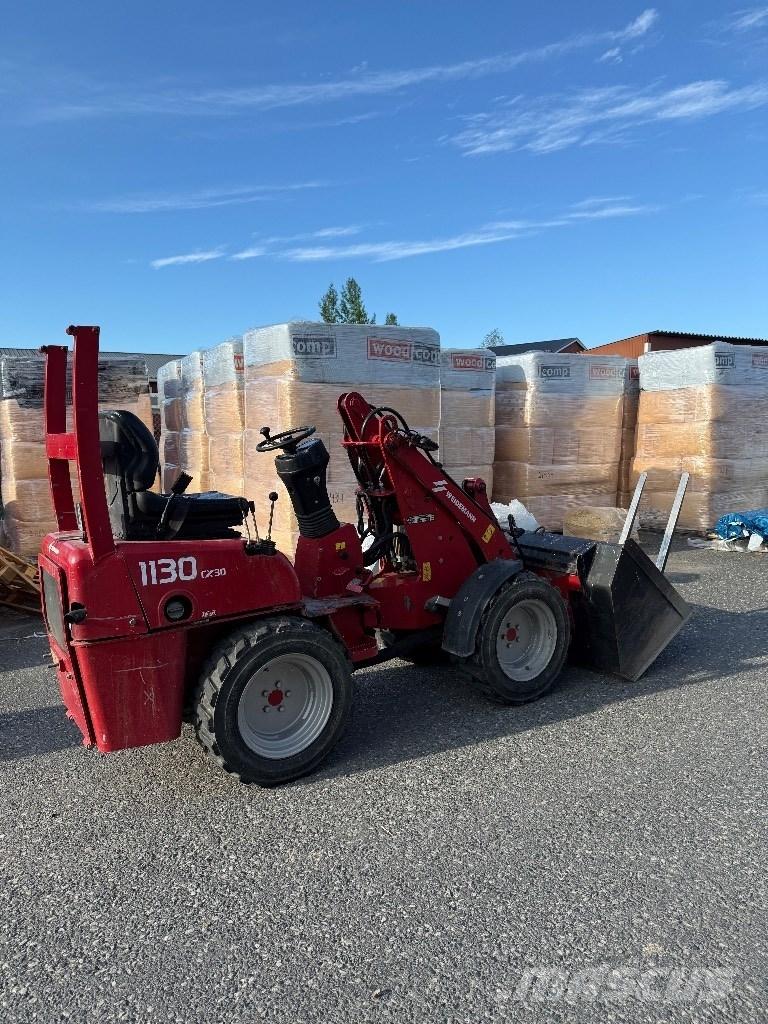Weidemann 1130 cx30 لوادر صغيرة