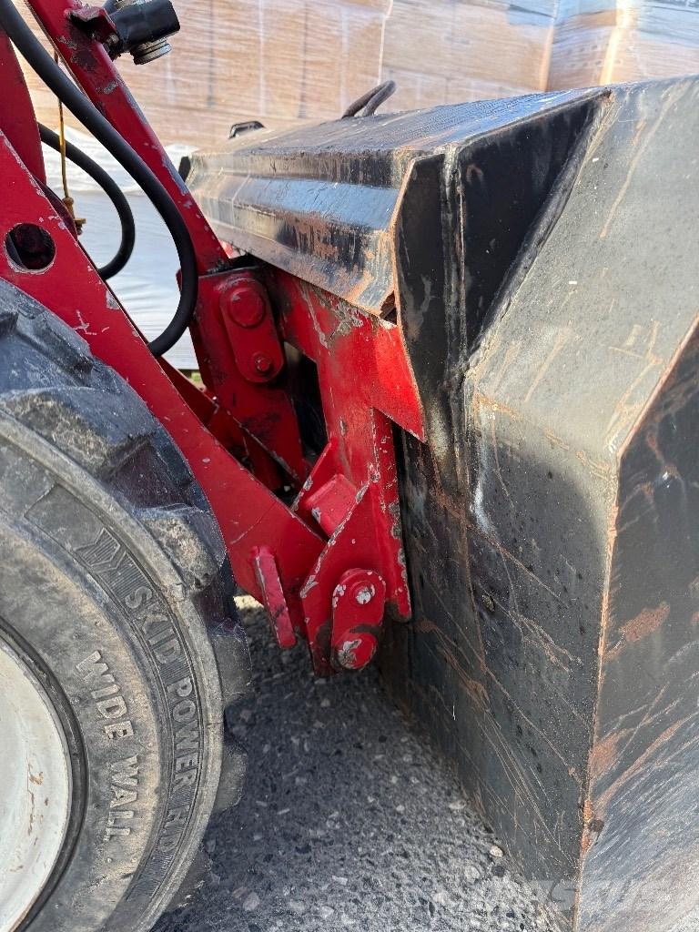 Weidemann 1130 cx30 لوادر صغيرة