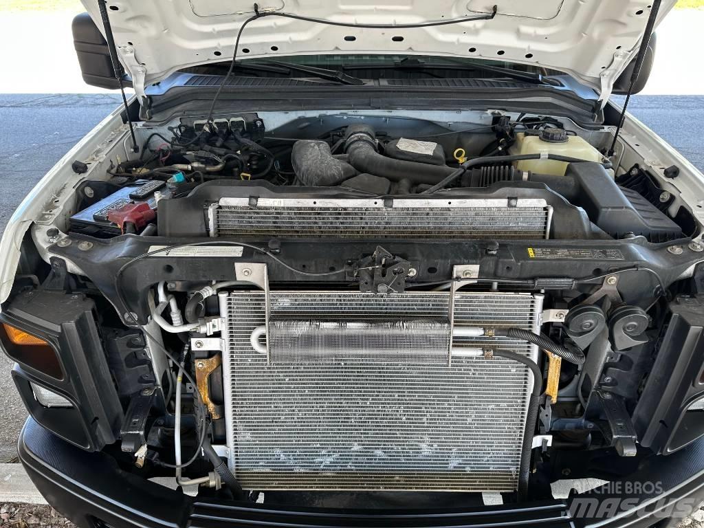 Ford F 250 SD شاحنات خفيفة/مفصلية الجوانب