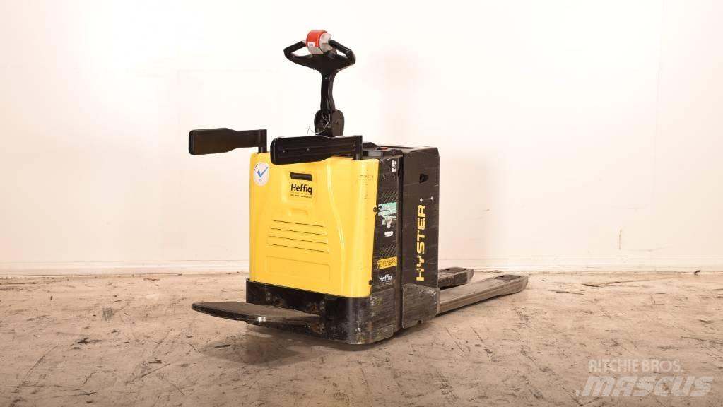 Hyster P 2.0 S رافعة منخفضة المستوى ذات منصة