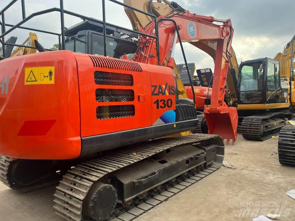 Hitachi ZX 130 حفارات زحافة