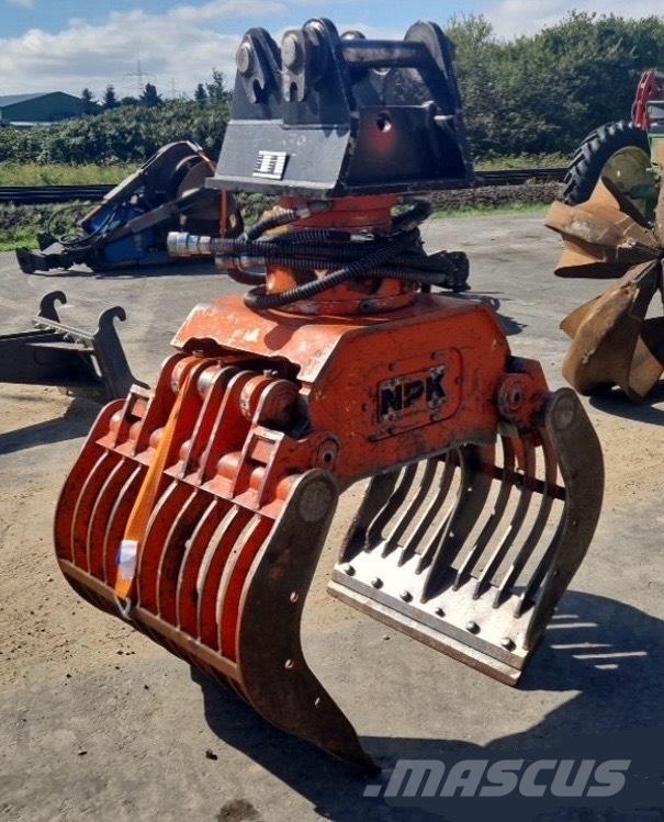 NPK D-1200 خطاطيف