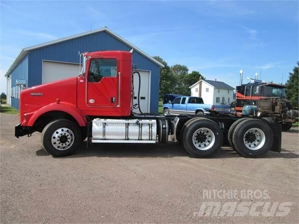 Kenworth T800 وحدات الجر