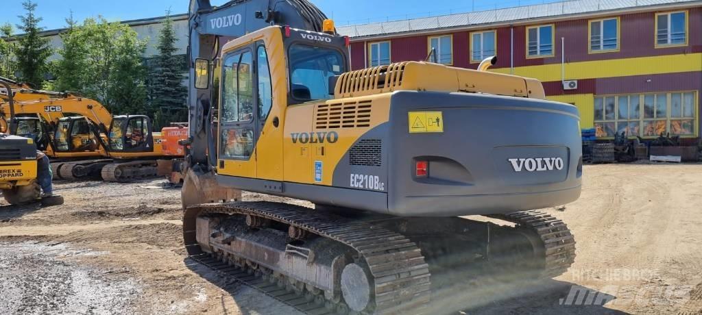 Volvo EC 210 B حفارات زحافة