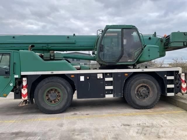 Terex Demag AC 40-2L رافعات صالحة لكل أنواع الطرق