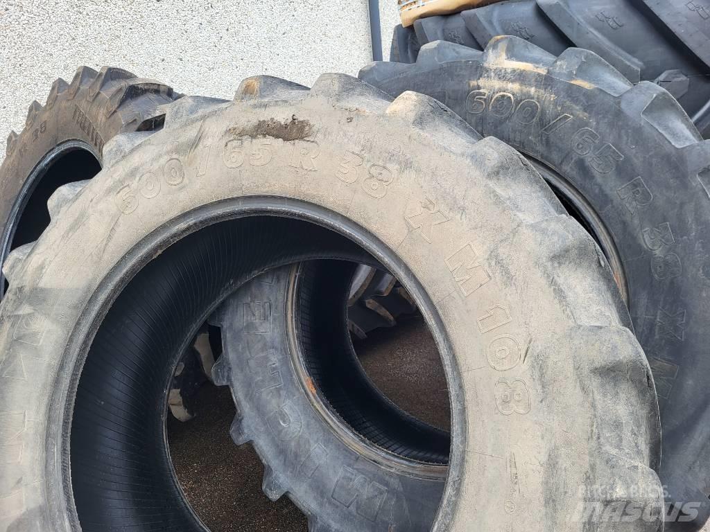 Michelin 600/65/38 ملحقات أخرى للجرارات