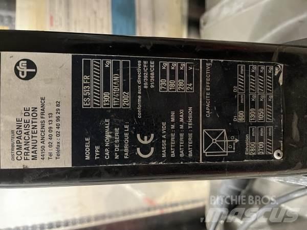 Manitou ES 513 شاحنات مناولة ذاتية الدفع
