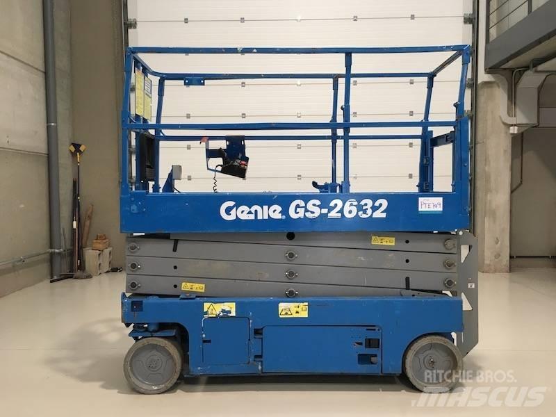 Genie GS 2632 رافعات مقصية الشكل