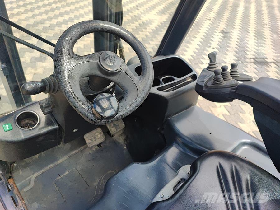 Linde E16C-01 شاحنات ذات رافعات شوكية تعمل بالكهرباء