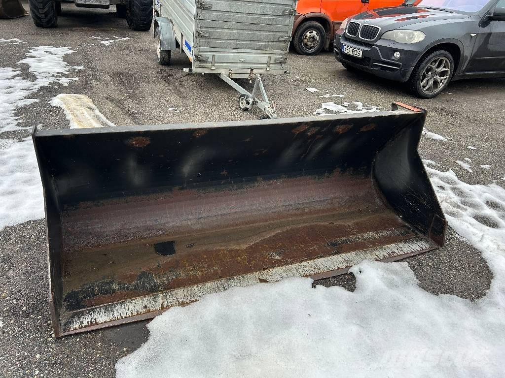 Manitou MRT 3050 مناولات متداخلة