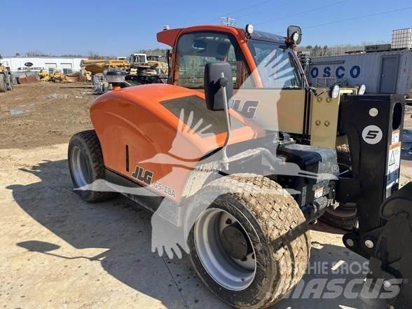 JLG G5-18A مناولات متداخلة