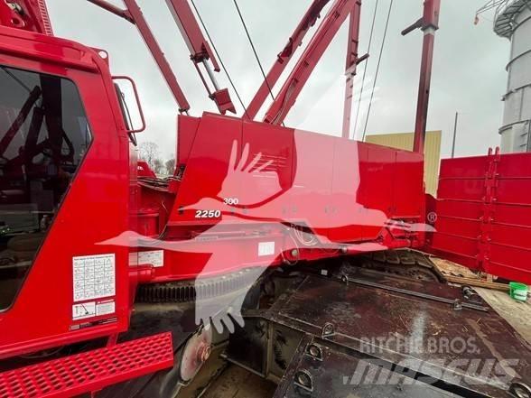 Manitowoc 2250 رافعات مجنزرة