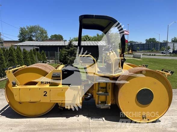 Sakai R2H-2 مداحل أحادية الأسطوانة