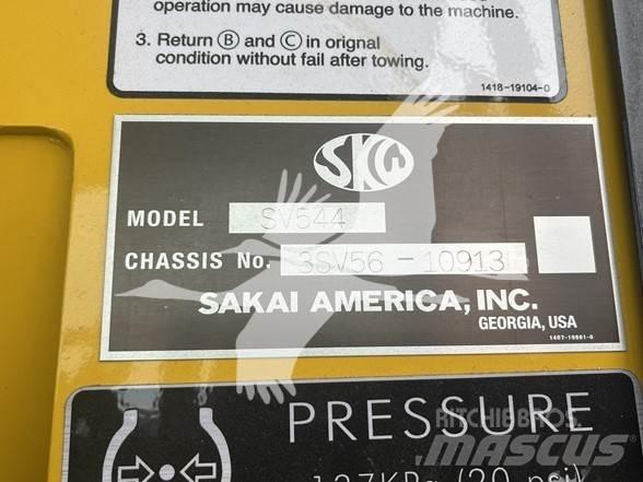 Sakai SV544T مداحل أحادية الأسطوانة