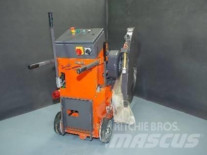 Husqvarna FS1200 أخرى