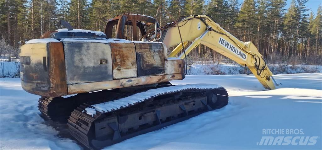 New Holland E215 B حفارات زحافة
