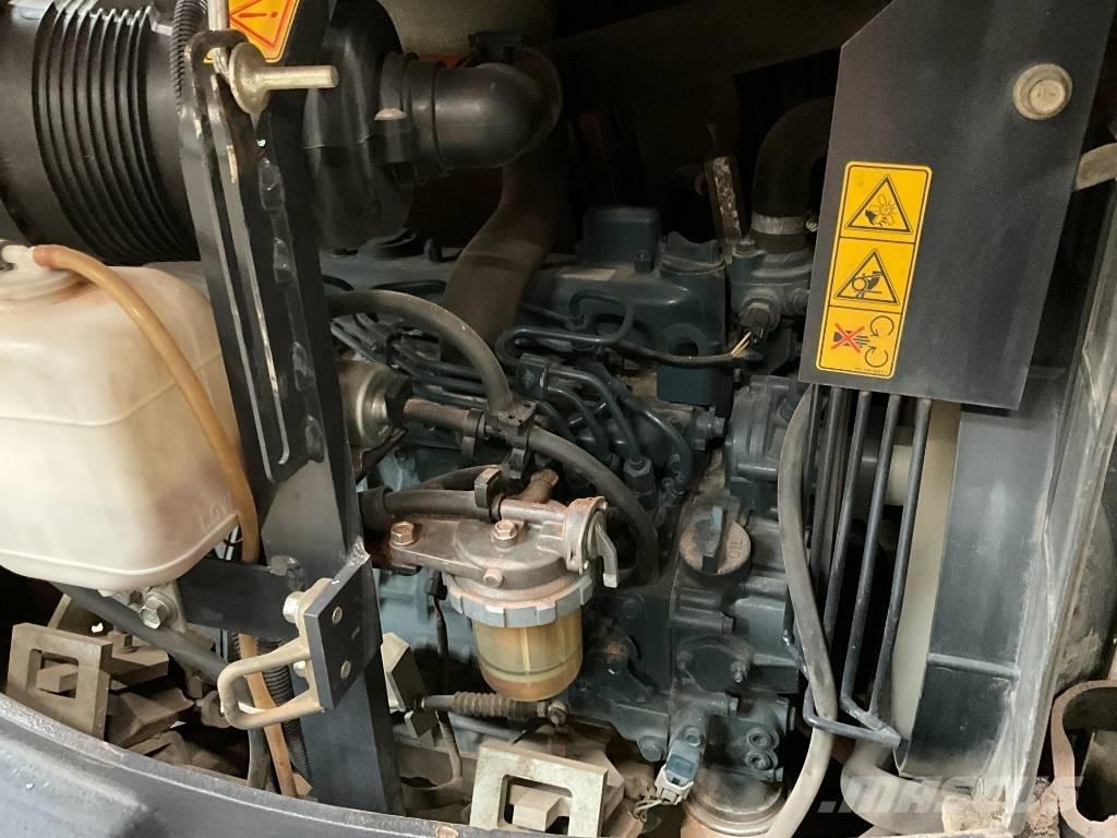 Kubota KX 61-3 حفارات صغيرة أقل من 7 طن (حفارات صغيرة)