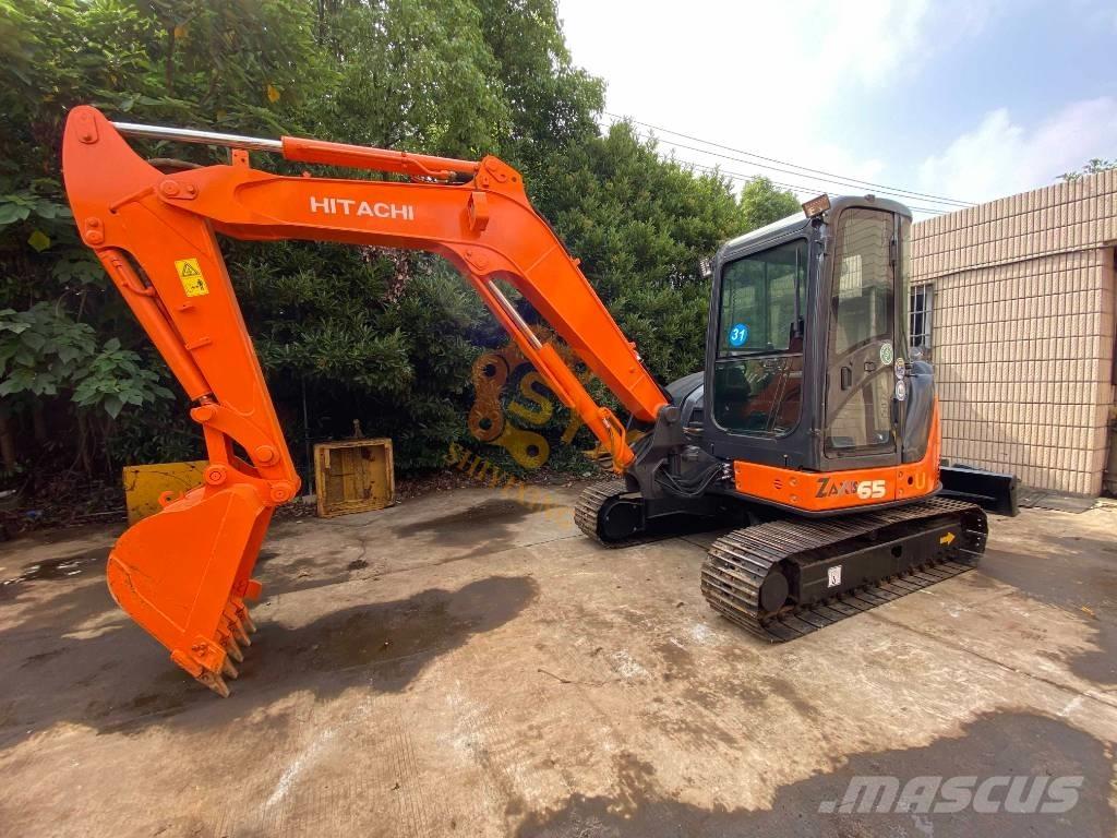 Hitachi ZX 65 U حفارات صغيرة أقل من 7 طن (حفارات صغيرة)