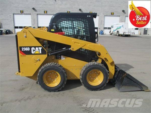CAT 236 D لوادر انزلاقية التوجيه