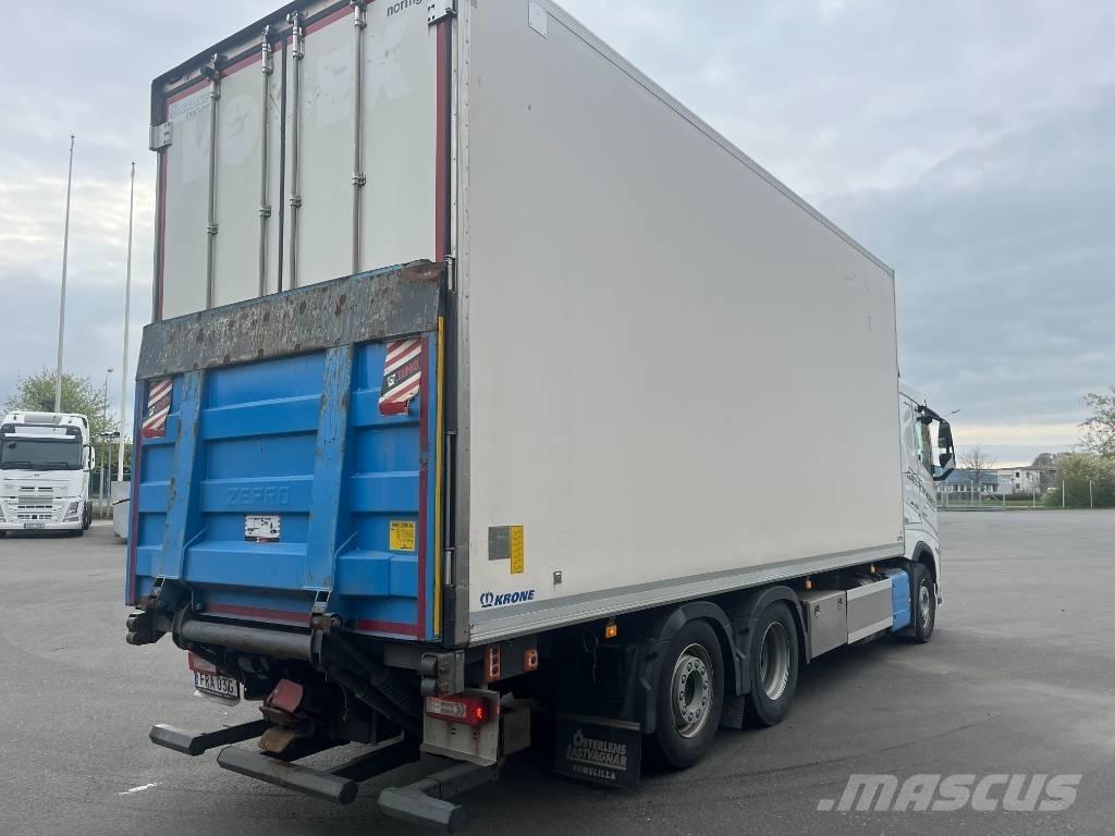 Volvo FH شاحنات بدرجة حرارة قابلة للضبط