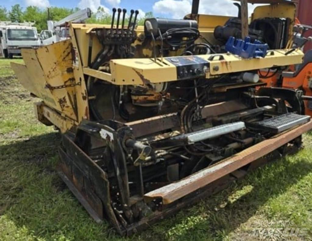 Mauldin 690E معدات السفلتة