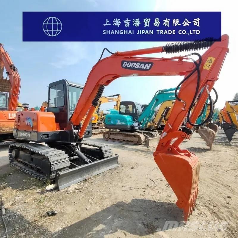 Doosan DH 60-7 حفارات صغيرة أقل من 7 طن (حفارات صغيرة)