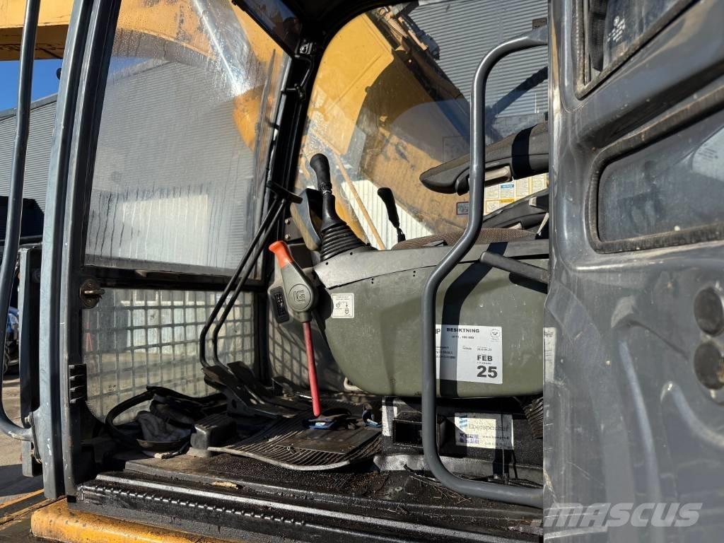 LiuGong 922 LC حفارات زحافة