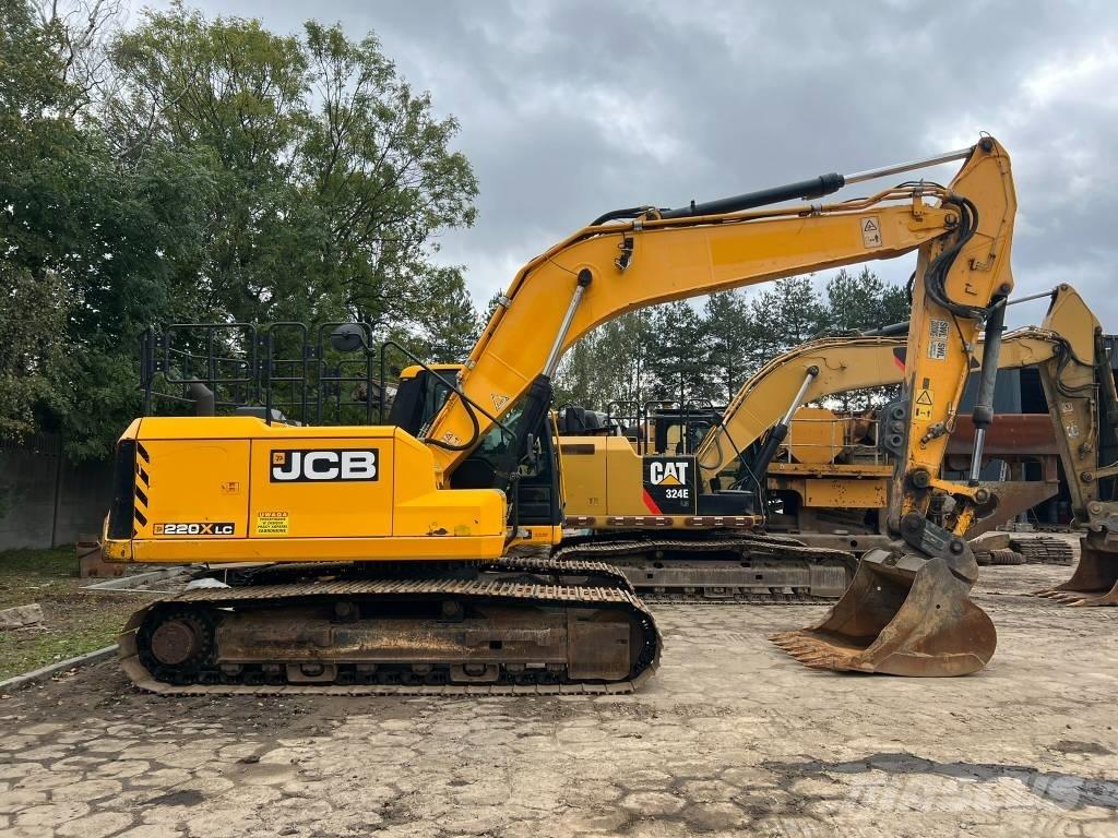 JCB 220X LC حفارات زحافة