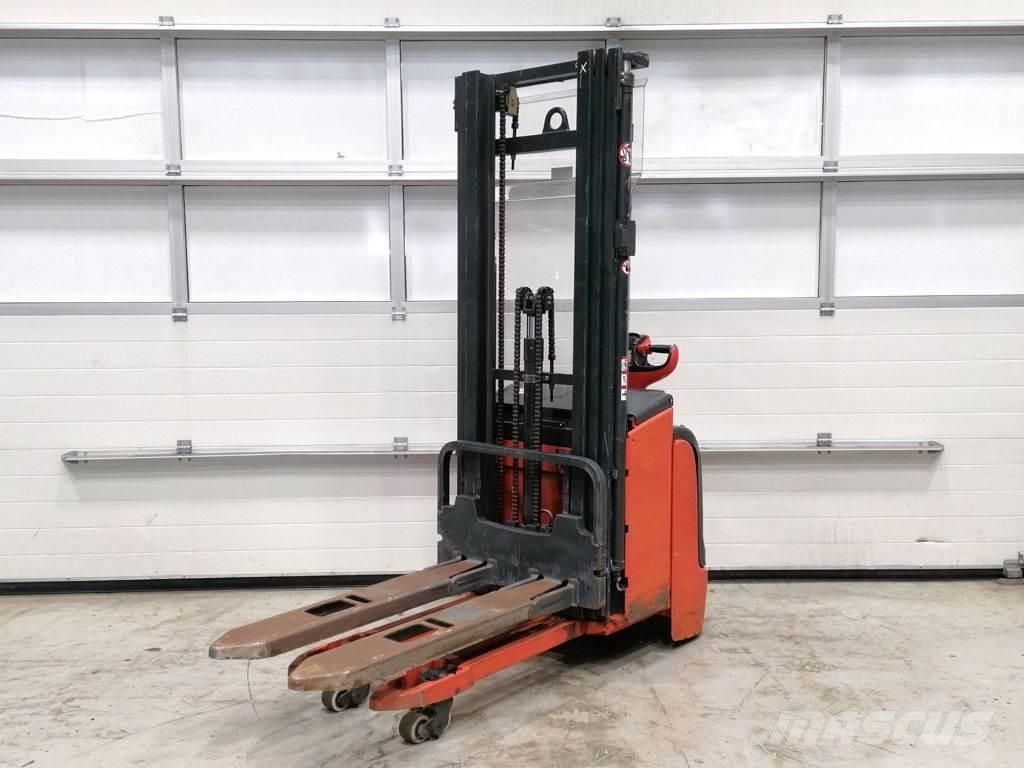 Linde L14I معدات التكديس الجوالة