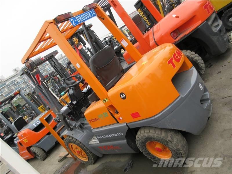 TCM FD 30 شاحنات الديزل