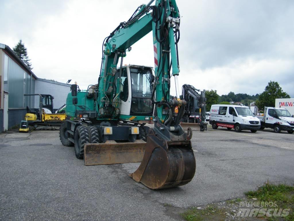 Liebherr A 314 حفارات بعجل