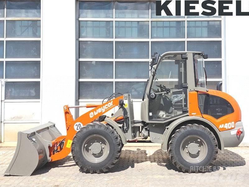 Atlas AR 400 لوادر انزلاقية التوجيه