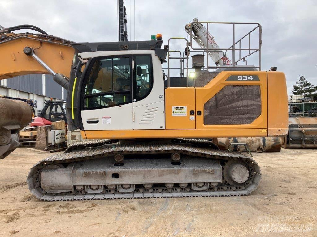 Liebherr R 934 حفارات زحافة