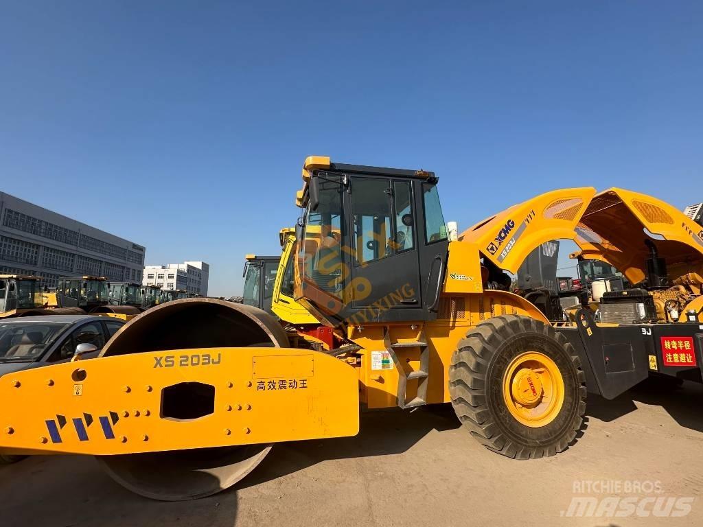 XCMG XS 203 J مداحل أحادية الأسطوانة