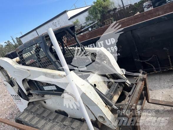 Bobcat T300 لوادر انزلاقية التوجيه
