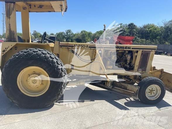 Huber M850A معدات تمهيد الطرق