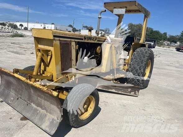 Huber M850A معدات تمهيد الطرق
