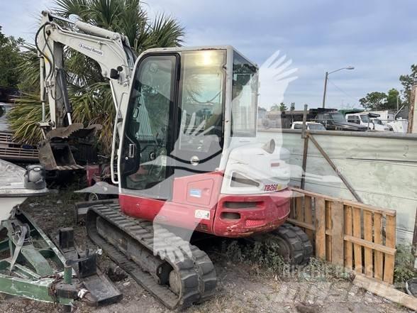 Takeuchi TB260 حفارات زحافة