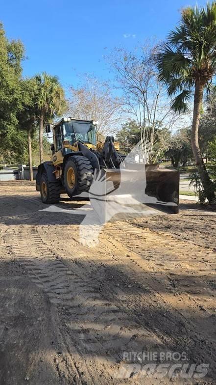 Volvo L70G لوادر بعجل