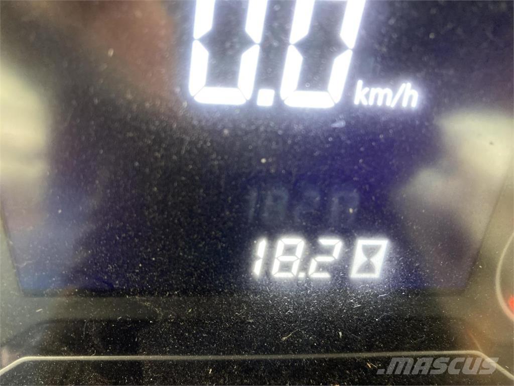 John Deere 5090M الجرارات