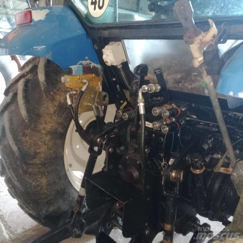 New Holland T 5050 الجرارات