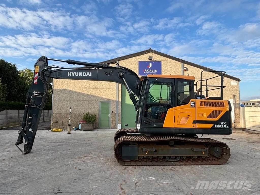 Hyundai HX140AL حفارات زحافة