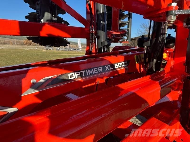 Kuhn OPTIMERXL6000 زحافات ساحقة
