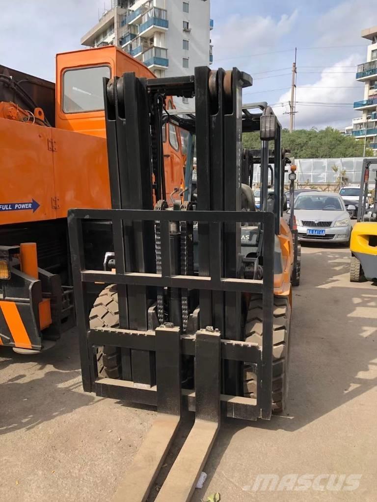 Toyota FD 50 شاحنات الديزل