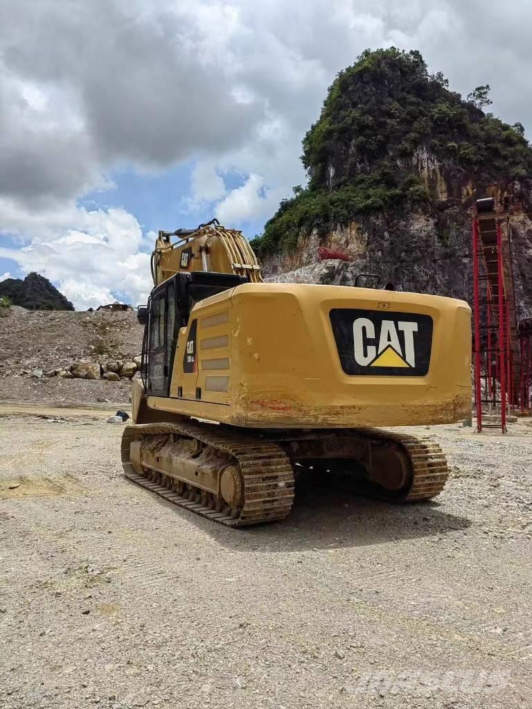 CAT 330GC حفارات زحافة