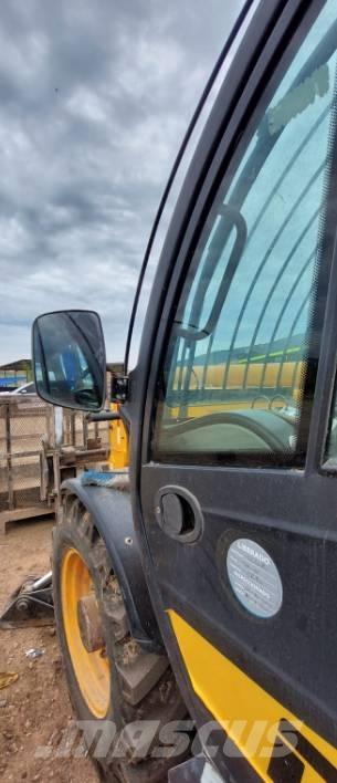 Dieci Runner 40.13 مناولات متداخلة